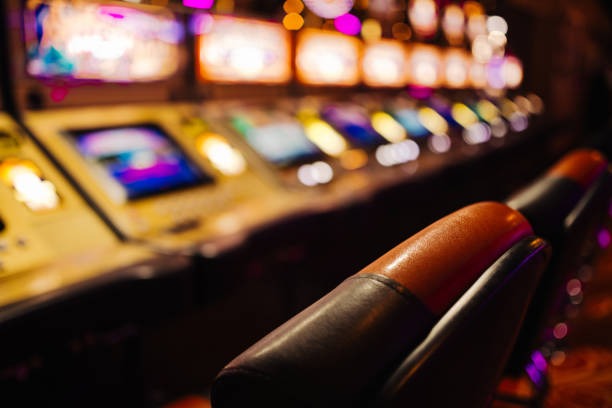 MSC live blackjack table with professional dealer and HD stream on mobile phone